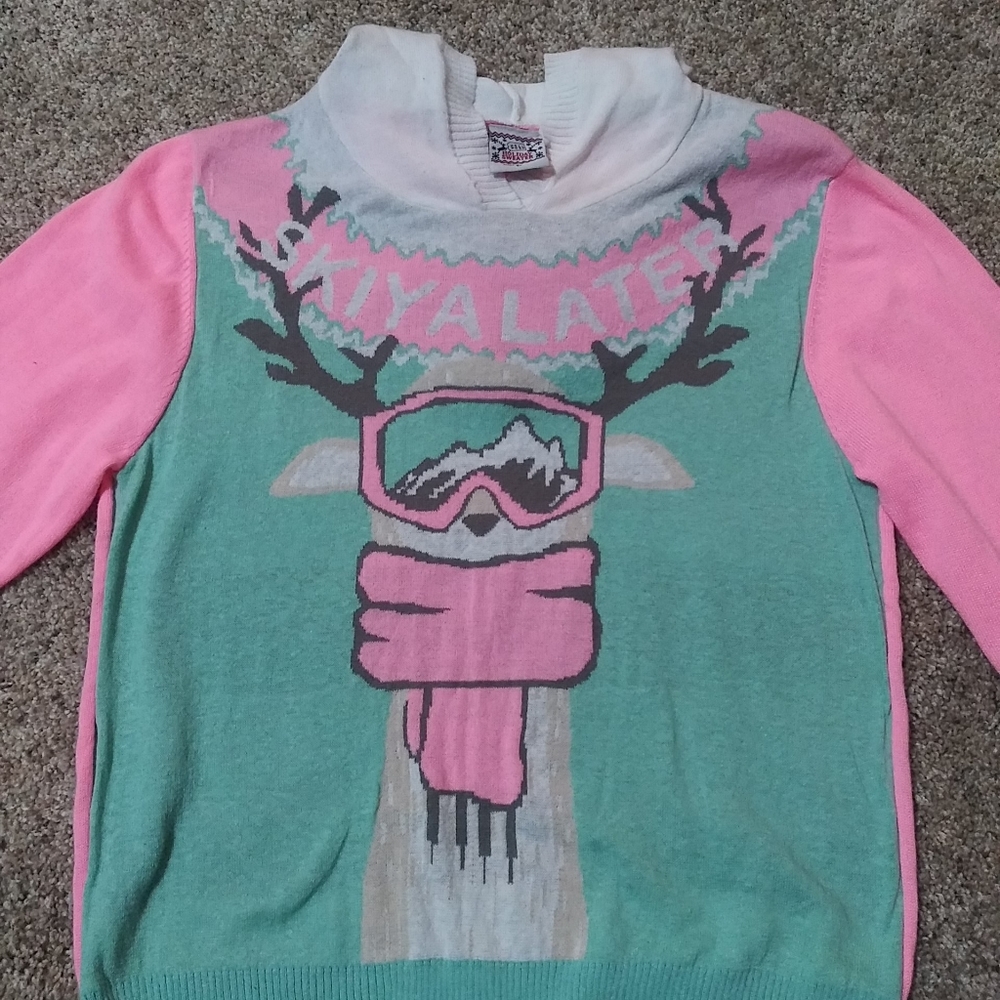 Women's sweater